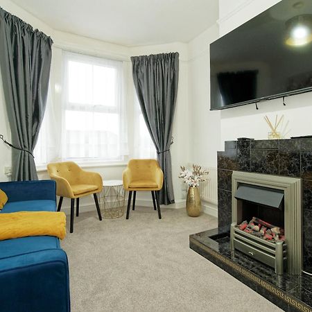 Lovely Luxury 3 Bed House Apartment Chatham  Bagian luar foto