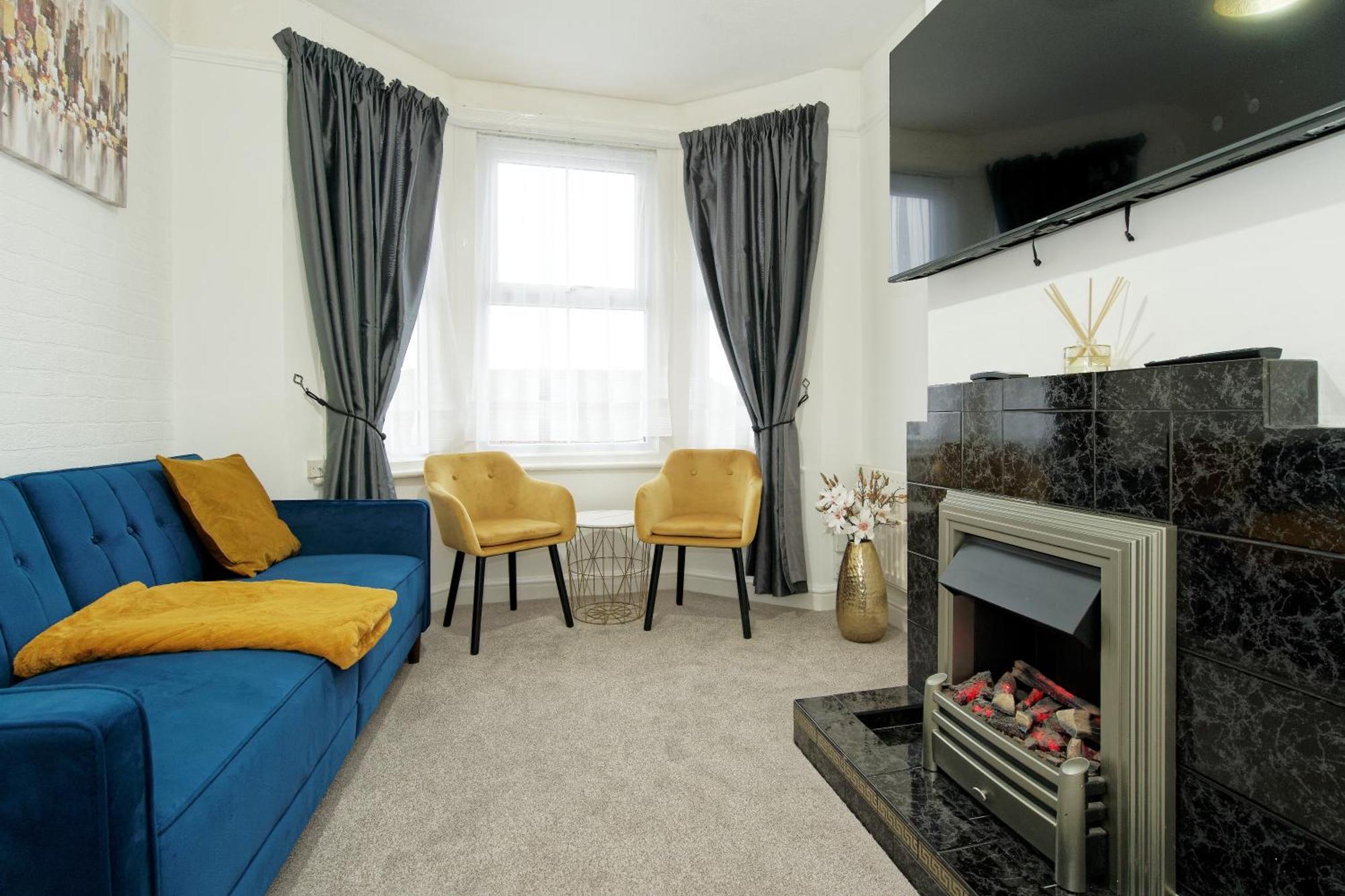 Lovely Luxury 3 Bed House Apartment Chatham  Bagian luar foto