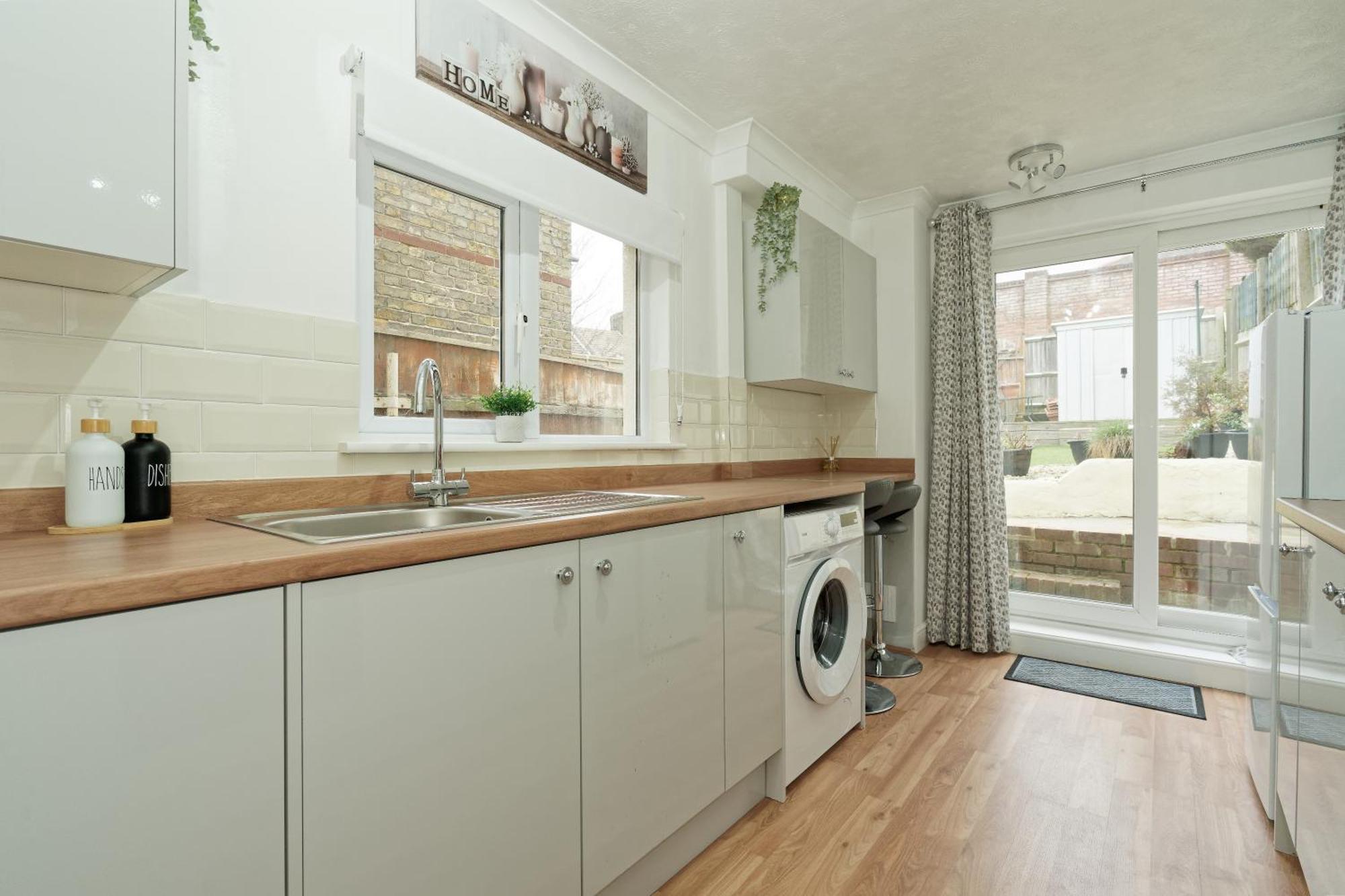 Lovely Luxury 3 Bed House Apartment Chatham  Bagian luar foto